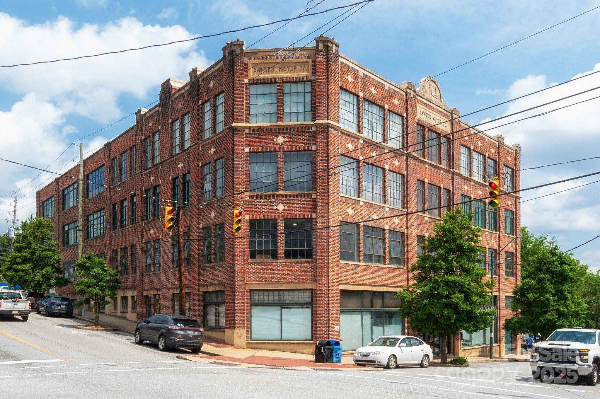 Photo of Sawyer Motor Building Unit 309