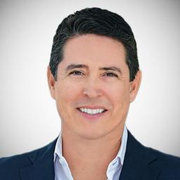 Photo Headshot of Michael Martirena