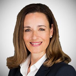 Photo Headshot of Silke Dietrich