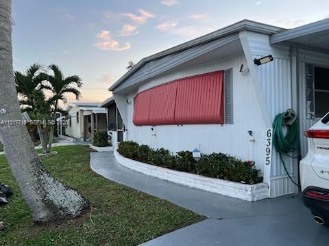 Pool Lane Size 6395 Cypress Lane - Closed Sale in Lantana - $36,250